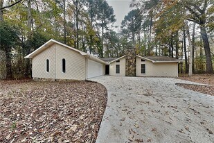 4116 Wendell Way in Snellville, GA - Building Photo