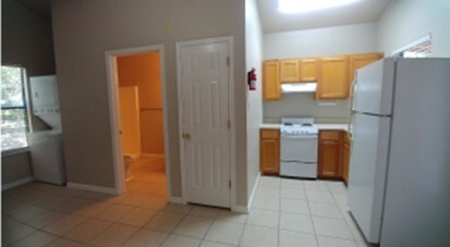 3331 Ranch Rd 12 in San Marcos, TX - Foto de edificio - Building Photo