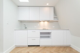 461 Massachusetts Ave, Unit 15 in Boston, MA - Building Photo - Building Photo