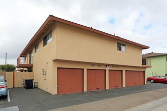 7271 Toulouse Dr in Huntington Beach, CA - Building Photo - Building Photo