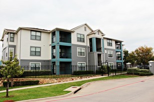 Gateway at Denton - Student Living Apartments