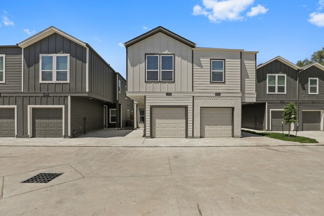 13513 Axel Ln in Houston, TX - Building Photo