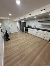 964 E 42nd St in Brooklyn, NY - Building Photo - Building Photo
