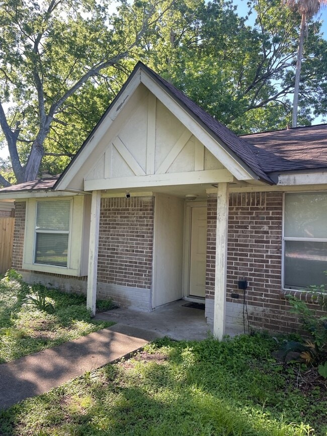 property at 13111 Maxim Dr