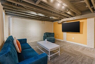 11323 Hessler Rd in Cleveland, OH - Building Photo - Building Photo