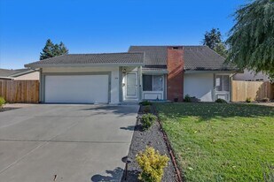 2916 Biddleford Dr in San Ramon, CA - Building Photo