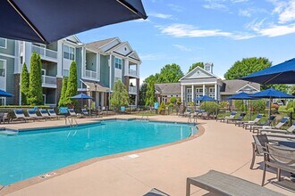 Hawthorne at the Greene in Charlotte, NC - Foto de edificio - Building Photo