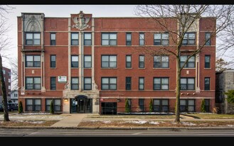 7836 S South Shore Dr in Chicago, IL - Building Photo