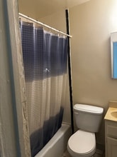 3711 S Western Ave-Unit -7 in Los Angeles, CA - Building Photo - Building Photo