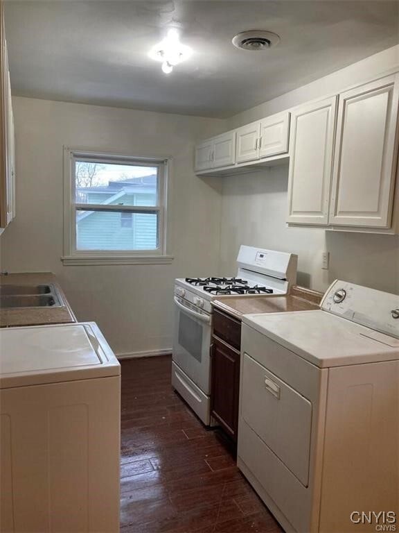 property at 318 Stone St