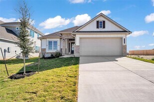 262 Boatright Blvd in Jarrell, TX - Building Photo