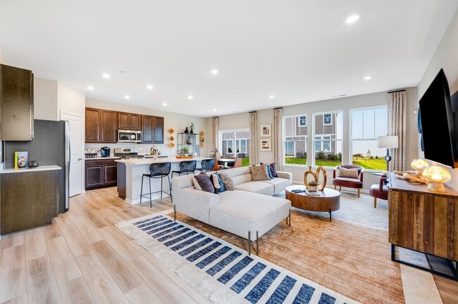 property at 1261 Glenmont St