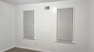 938 Flora St in Elizabeth, NJ - Building Photo - Building Photo