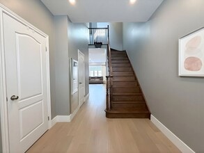 99 Panabaker Dr in Ancaster, ON - Building Photo - Building Photo