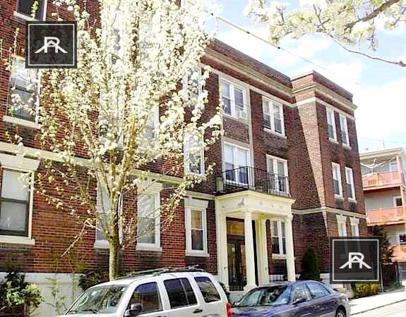 4 Carol Ave in Boston, MA - Building Photo