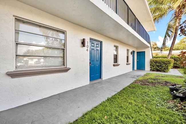 1015 NE 17th Ave in Fort Lauderdale, FL - Building Photo - Building Photo