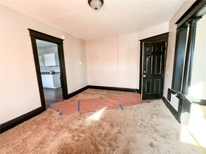 853 N Goodman St in Rochester, NY - Building Photo - Building Photo