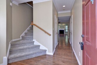 110 Daniels Dr in Yorktown, VA - Building Photo - Building Photo