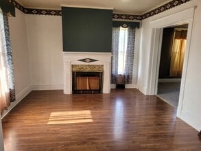 604 Lafayette Ave in Sharon, PA - Building Photo - Building Photo