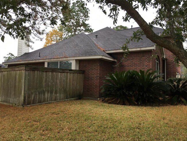 18118 Yellowstone Trail in Humble, TX - Building Photo - Building Photo