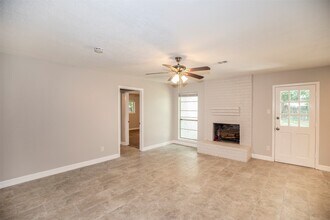 802 Wavecrest Ln in Houston, TX - Building Photo - Building Photo