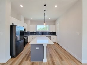 905 Quitman St in Houston, TX - Building Photo - Building Photo