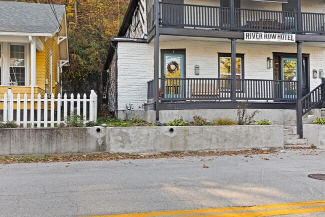 619 Taylor Ave in Frankfort, KY - Building Photo - Building Photo