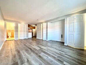 7 Old Colony Ln, Unit 4 in Arlington, MA - Building Photo - Building Photo