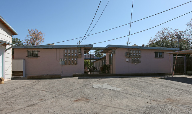 La Clarita Apartments in Tucson, AZ - Foto de edificio - Building Photo