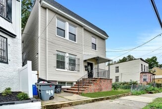 49 Tichenor Terrace in Irvington, NJ - Building Photo - Building Photo