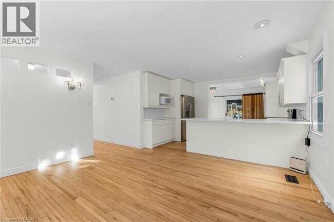 79 Central Dr in Hamilton, ON - Building Photo - Building Photo