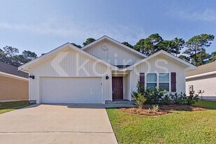 289 Monarch Ln in Pensacola, FL - Building Photo