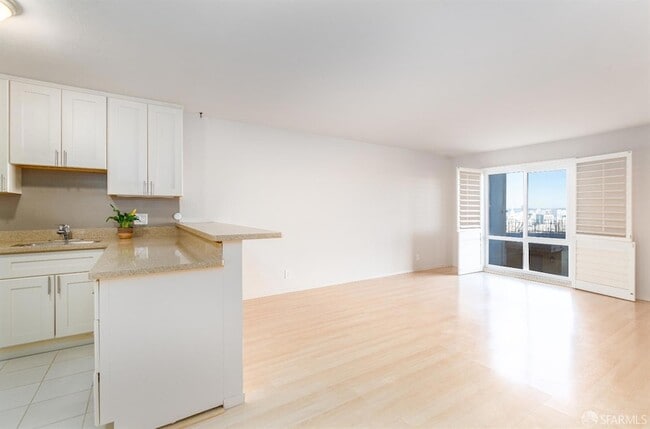 property at 646 Corbett Ave