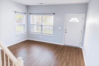 635 Grove Cir in Columbus, OH - Building Photo - Building Photo