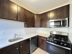 1542 N Kedzie Ave in Chicago, IL - Foto de edificio - Building Photo