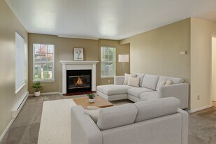 Breckenridge in Everett, WA - Building Photo