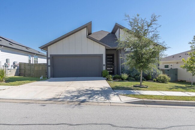 16524 Fetching Ave