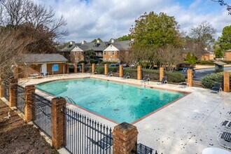 Hampton Arbors Condominiums in Duluth, GA - Building Photo - Building Photo