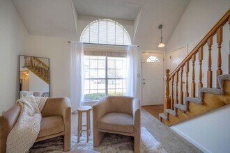 14903 Goodman St in Overland Park, KS - Foto de edificio - Building Photo