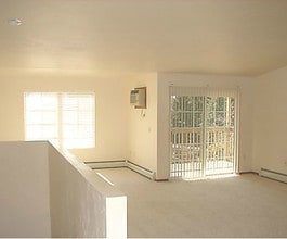 Foxwood Crossing in Neenah, WI - Foto de edificio - Interior Photo