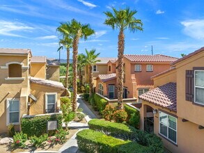 52050 Rosewood Ln in La Quinta, CA - Building Photo - Building Photo