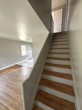 1254 W Mullan Ave in Waterloo, IA - Building Photo - Building Photo