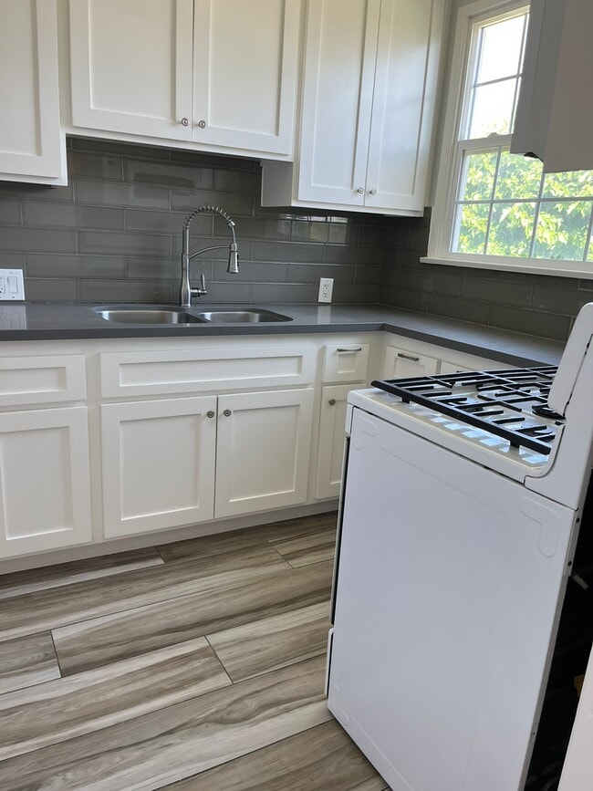 419 E Freeland St, Unit 3