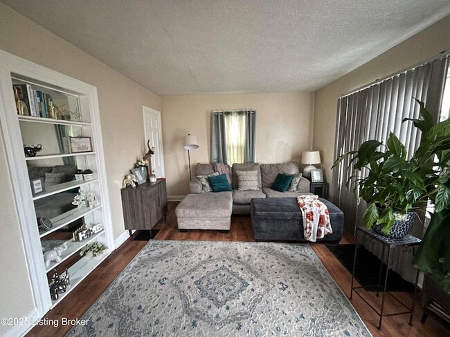 741 S 39th St in Louisville, KY - Foto de edificio - Building Photo