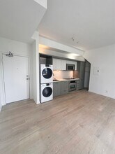 988 G St in San Diego, CA - Building Photo - Building Photo
