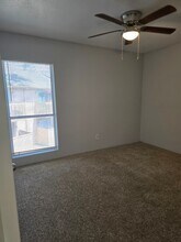 4747 Allendale Rd in Houston, TX - Foto de edificio - Building Photo