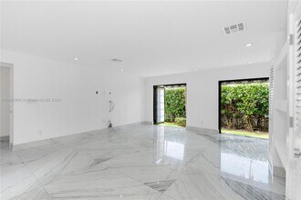 4312 Alton Rd in Miami Beach, FL - Building Photo - Building Photo