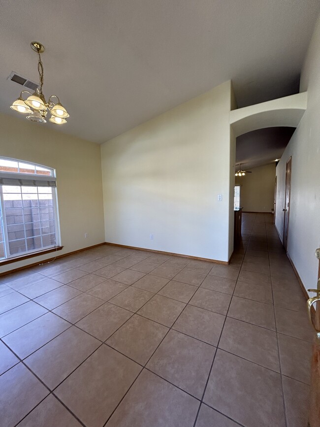 9408 Ashfall Pl NW in Albuquerque, NM - Building Photo - Building Photo