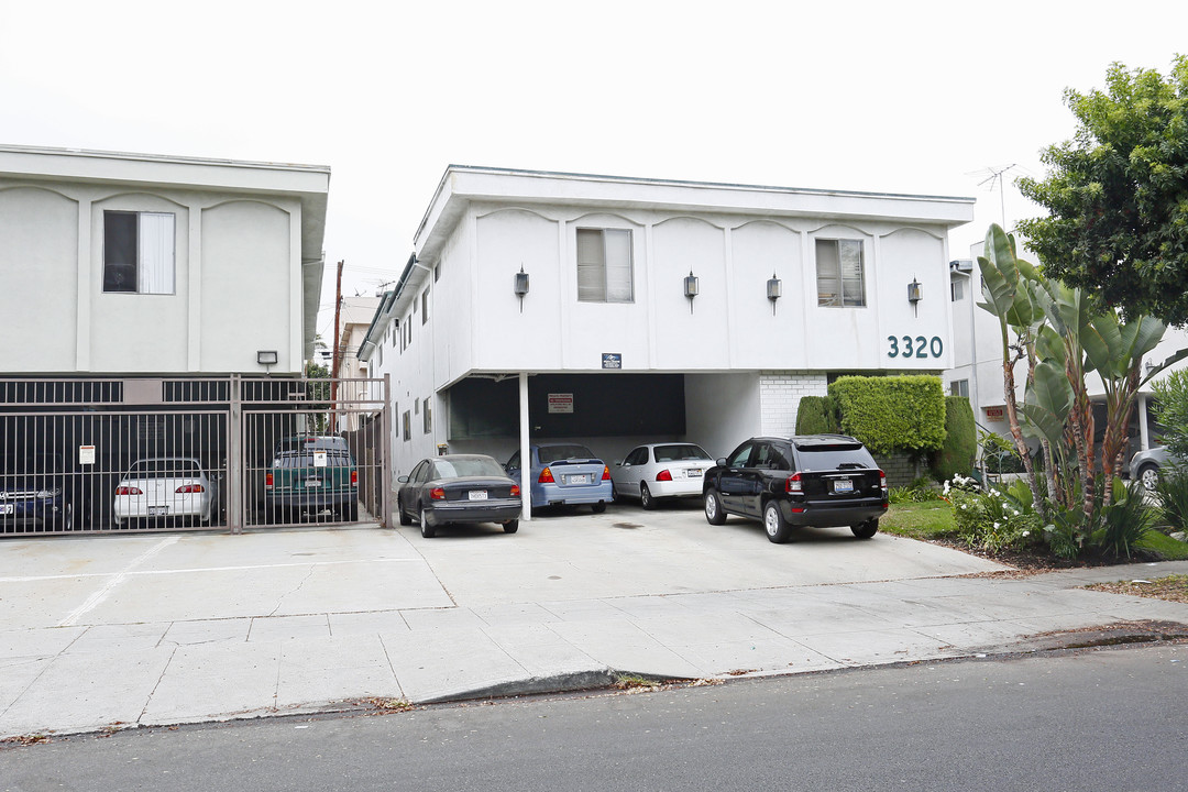 3320 Keystone Ave in Los Angeles, CA - Foto de edificio