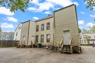 27 Frederic St in Portland, ME - Building Photo - Building Photo
